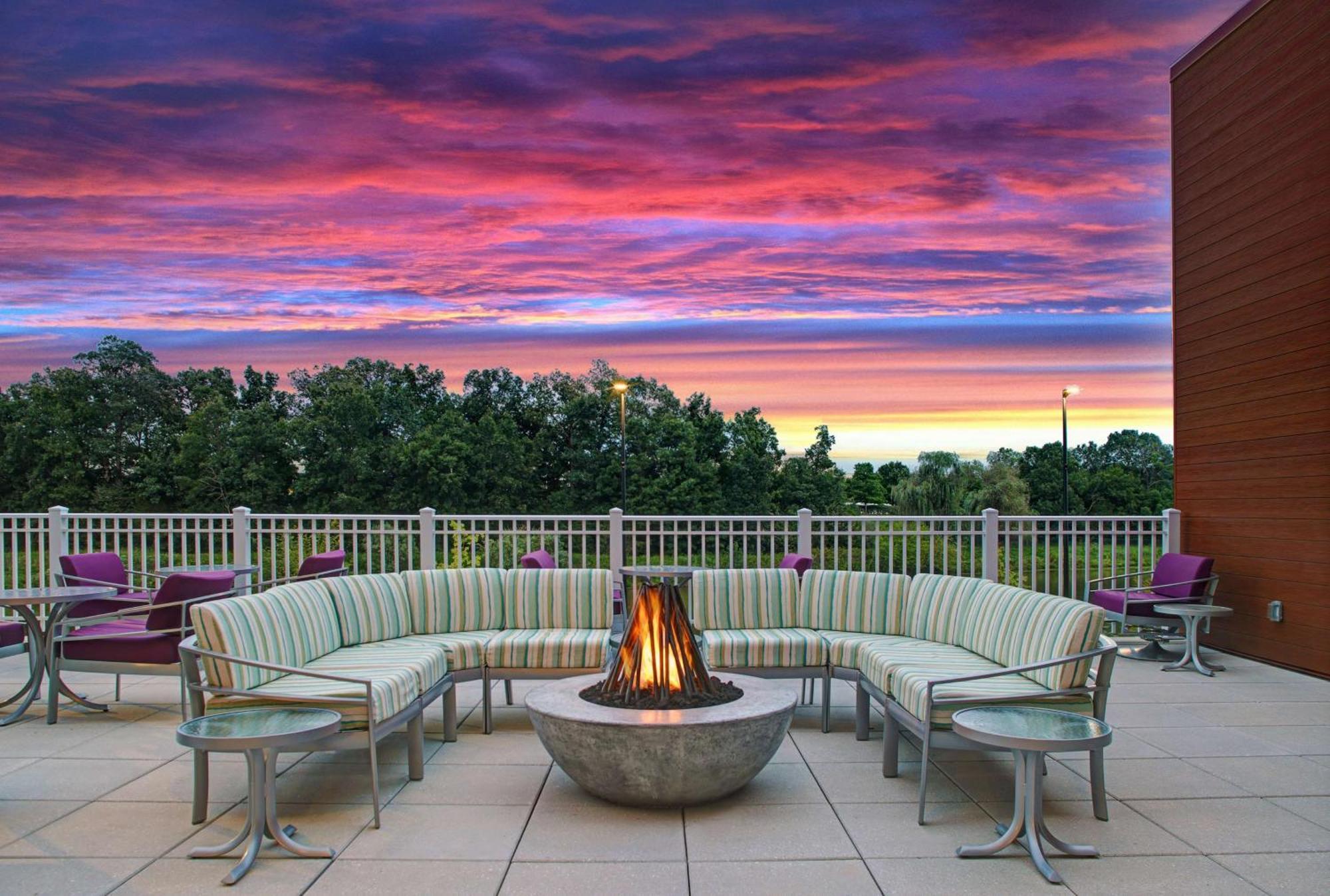 Hilton Garden Inn Manassas Exterior foto